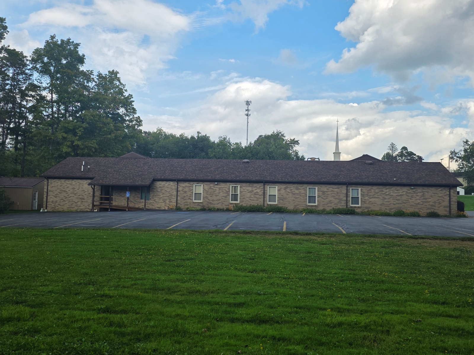 Original Grace Bible Church property photograph 2